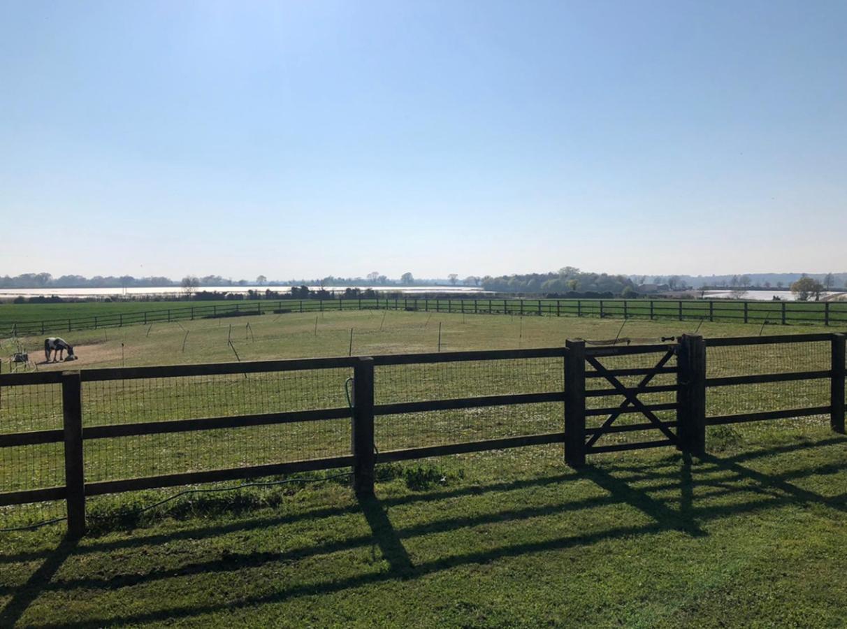 Вилла Near Woodbridge The Annexe Eyke Fantastic Views With Dog Secure Garden And Paddock Экстерьер фото